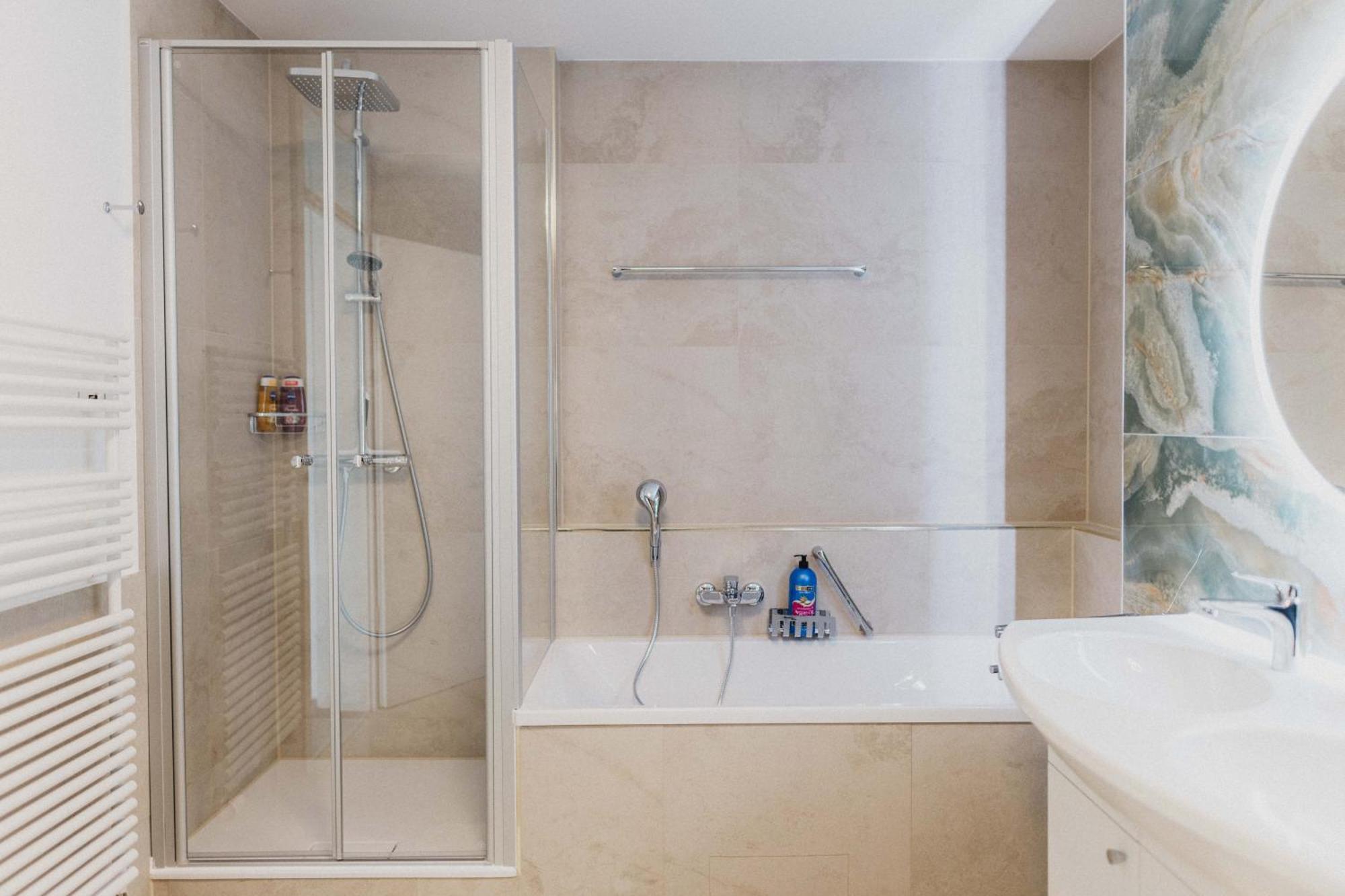 Luxury 4 Bedroom Apartment/therme Erding/parking Apartment Erding